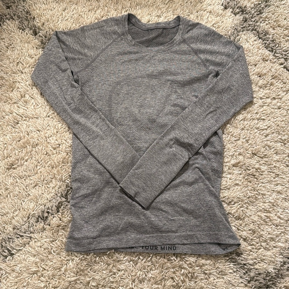 Lululemon gray long sleeve swiftly tec